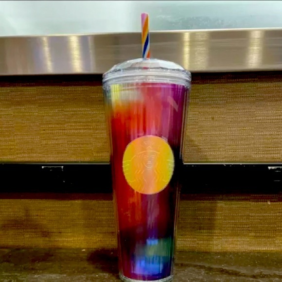 Starbucks pride 2021